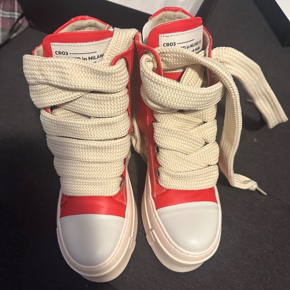 CALIPSO 600 RED LEATHER - Picture 1 of 5